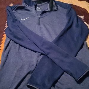Nike quarter zip long sleeved shirt